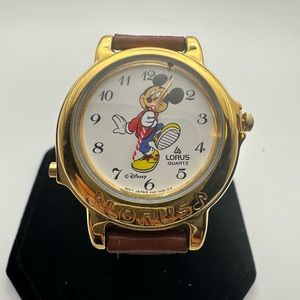 Vintage Lorus Disney Mickey Mouse Singing Collectable Watch